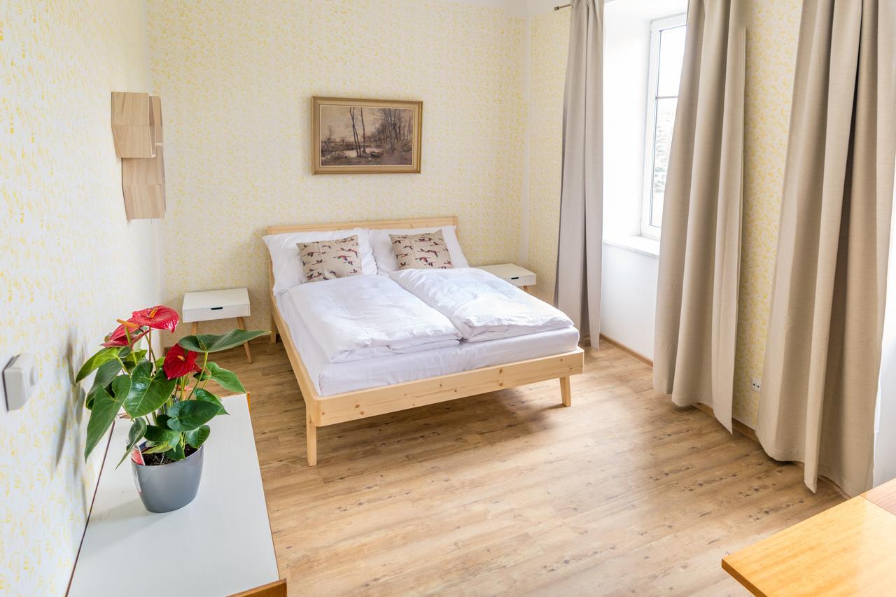 U Cmelaku Hotel Červená Voda Buitenkant foto