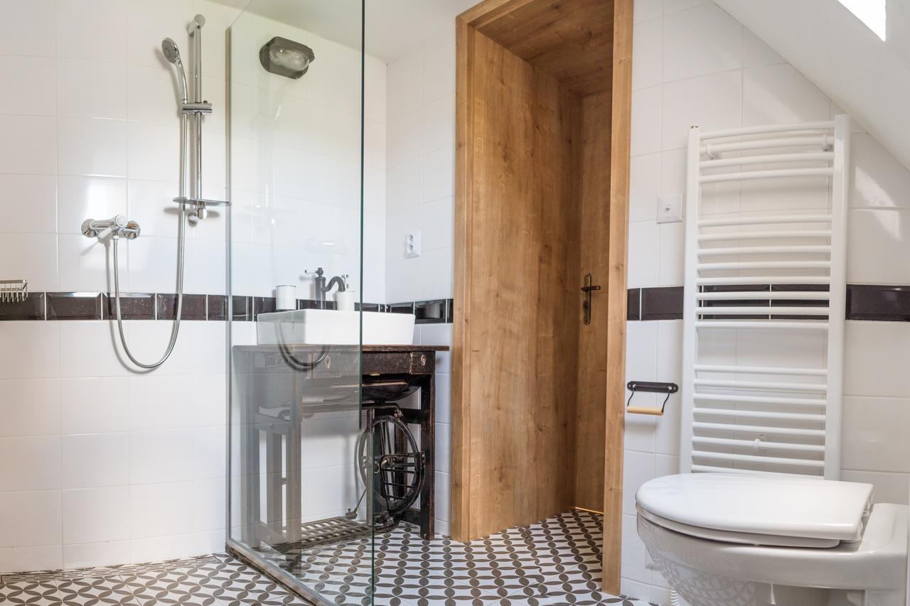 U Cmelaku Hotel Červená Voda Buitenkant foto